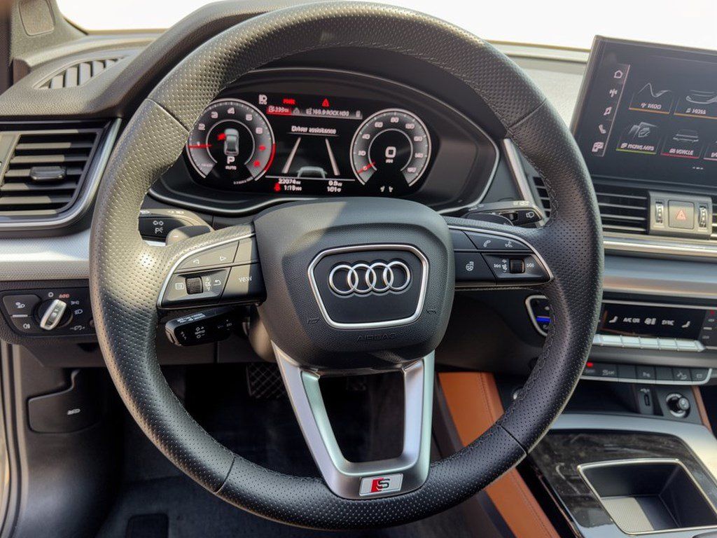 Certified 2024 Audi Q5 2.0T Premium Plus w/ Premium Plus Package AWD/4WD image 10