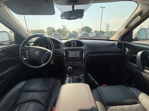 Used 2017 Buick Enclave Premium AWD/4WD image 28
