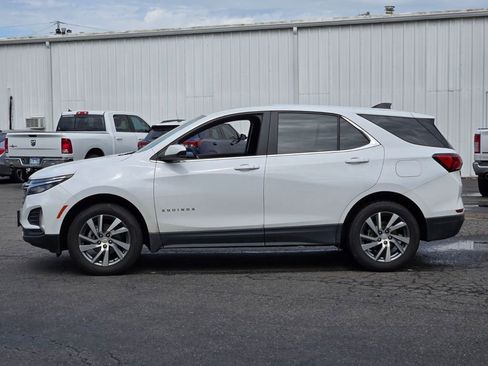 Used 2022 Chevrolet Equinox LT AWD/4WD image 2
