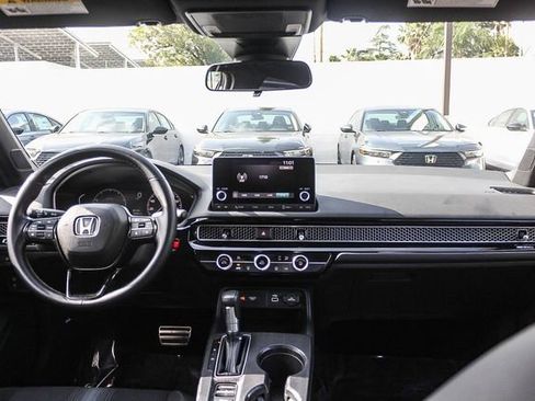 Used 2024 Honda Civic Sport image 18