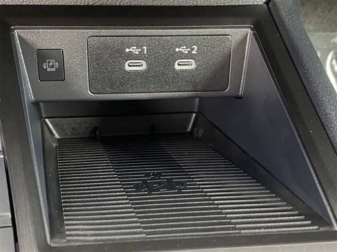 New 2026 Nissan Kicks SV image 25