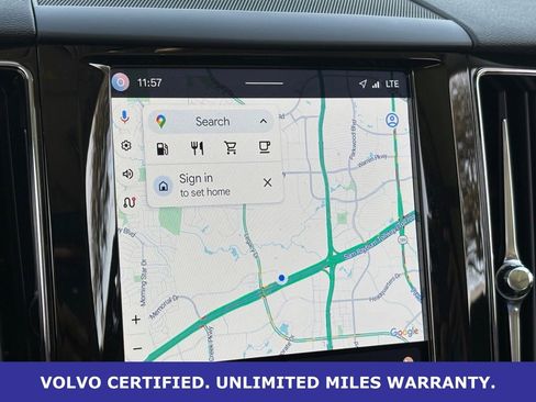 Certified 2025 Volvo XC60 B5 Core image 26