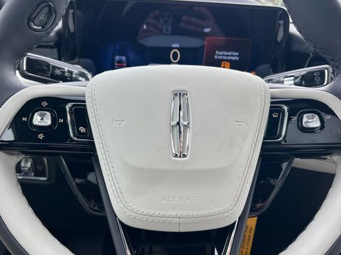 New 2025 Lincoln Aviator Black Label image 23