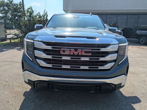 New 2024 GMC Sierra 1500 SLE w/ Preferred Package image 9