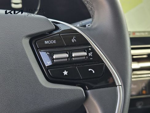 Certified 2024 Kia Niro Wind FWD image 22