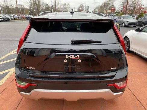 New 2025 Kia Niro EX w/ EX Cold Weather Package image 4