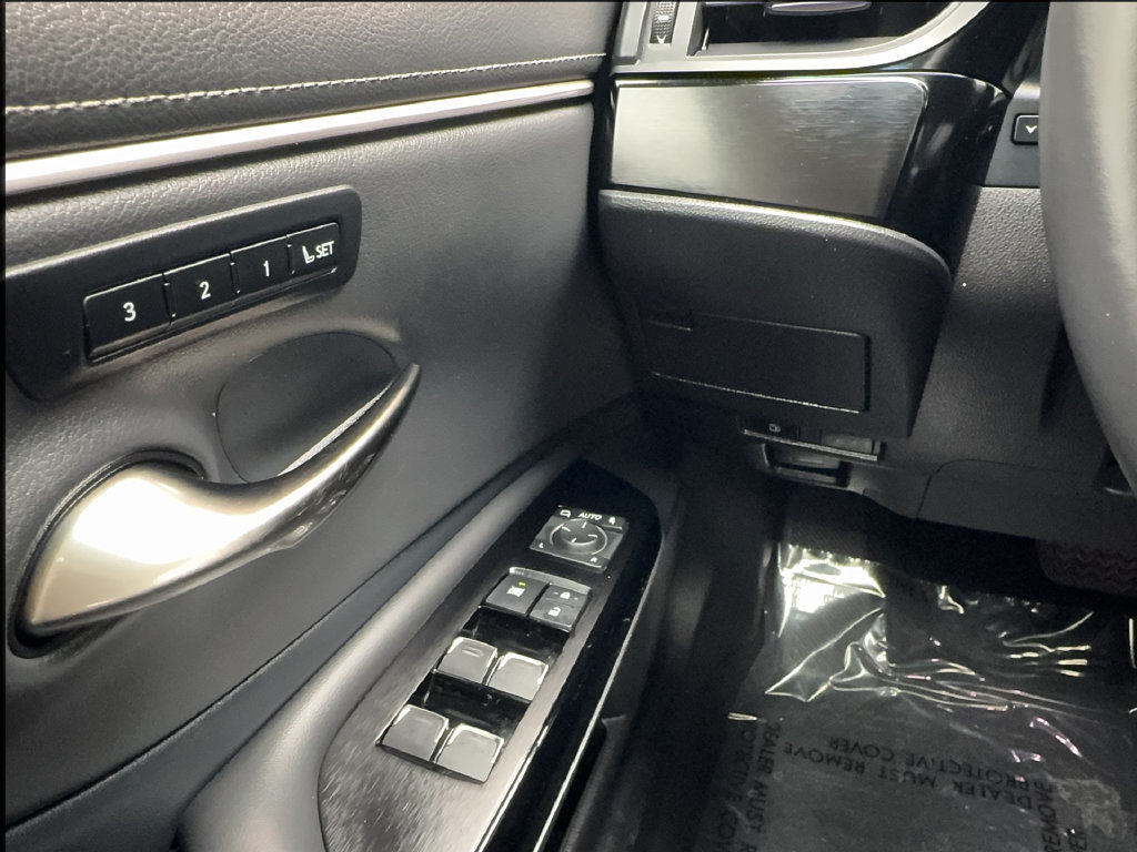 Used 2024 Lexus ES 350 w/ Premium Package FWD image 43