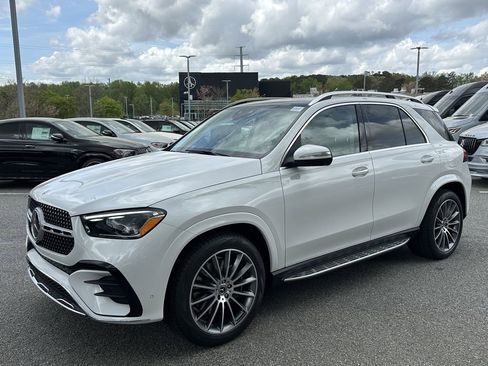 New 2026 Mercedes-Benz GLE 450e 4MATIC image 4
