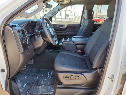 Used 2023 Chevrolet Silverado 1500 Custom image 11