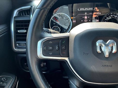 Used 2023 RAM 1500 Laramie AWD/4WD image 12