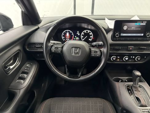 Used 2025 Honda HR-V Sport image 21