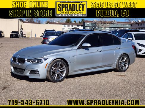 Used 2018 BMW 330e image 1