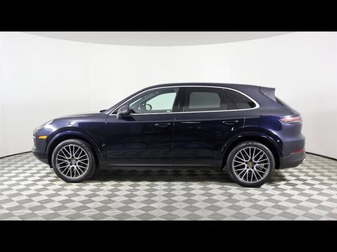 Used 2020 Porsche Cayenne AWD/4WD image 3