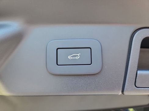 Certified 2026 Land Rover Range Rover Velar S image 14