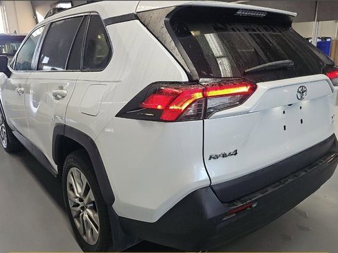 Used 2024 Toyota RAV4 XLE Premium w/ Weather Package image 5