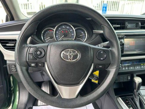 Used 2015 Toyota Corolla LE FWD image 12