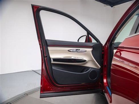 New 2026 Genesis GV70 2.5T image 27