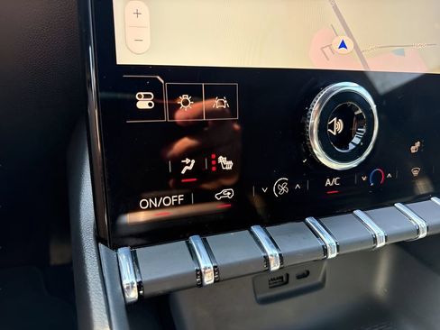 Used 2026 GMC Terrain Elevation w/ Technology Package II AWD/4WD image 21
