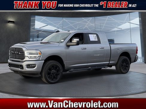 Used 2023 RAM 2500 Laramie AWD/4WD image 1