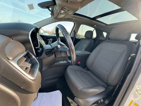 Used 2019 Chevrolet Equinox LT image 12