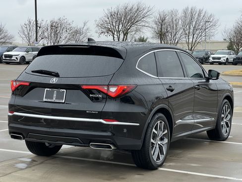 Used 2022 Acura MDX SH-AWD w/ Technology Package image 9