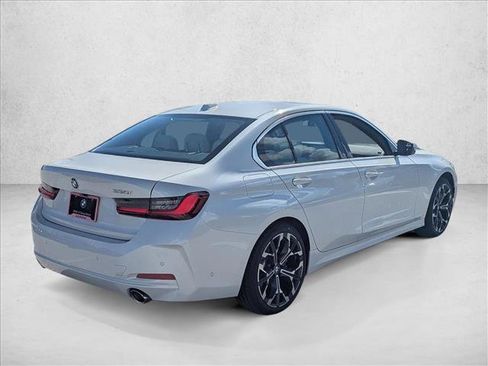 Used 2026 BMW 330i Sedan w/ Convenience Package RWD image 2