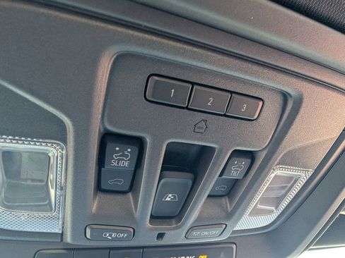 Used 2024 Chevrolet Silverado 1500 High Country w/ Z71 Off-Road Package image 34