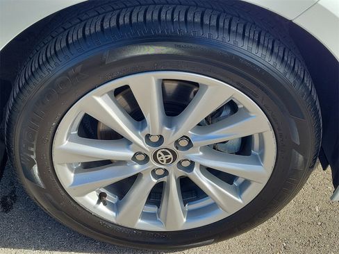 Certified 2024 Toyota Corolla LE image 6