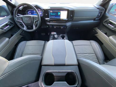 Used 2024 Chevrolet Silverado 1500 ZR2 w/ Technology Package image 3
