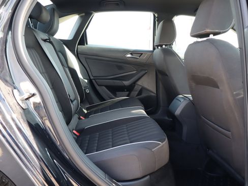 Used 2024 Volkswagen Jetta Sport image 12