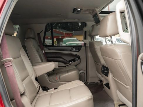 Used 2018 Chevrolet Tahoe LT AWD/4WD image 16