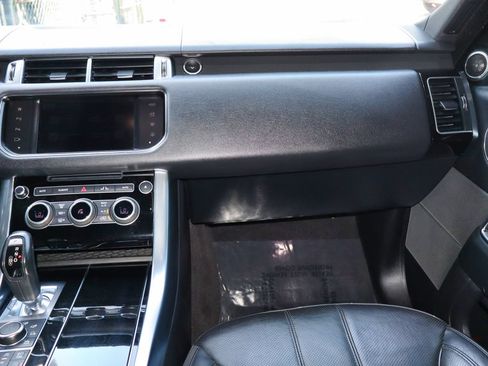 Used 2016 Land Rover Range Rover Sport Supercharged AWD/4WD image 24