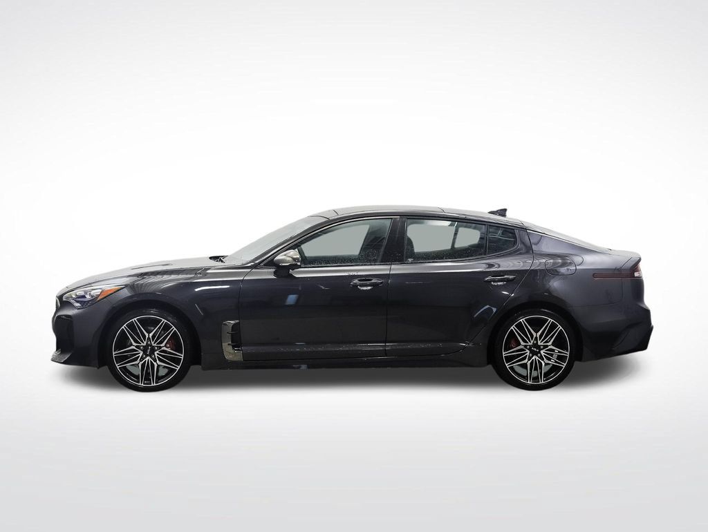 Used 2022 Kia Stinger GT2 AWD/4WD image 2