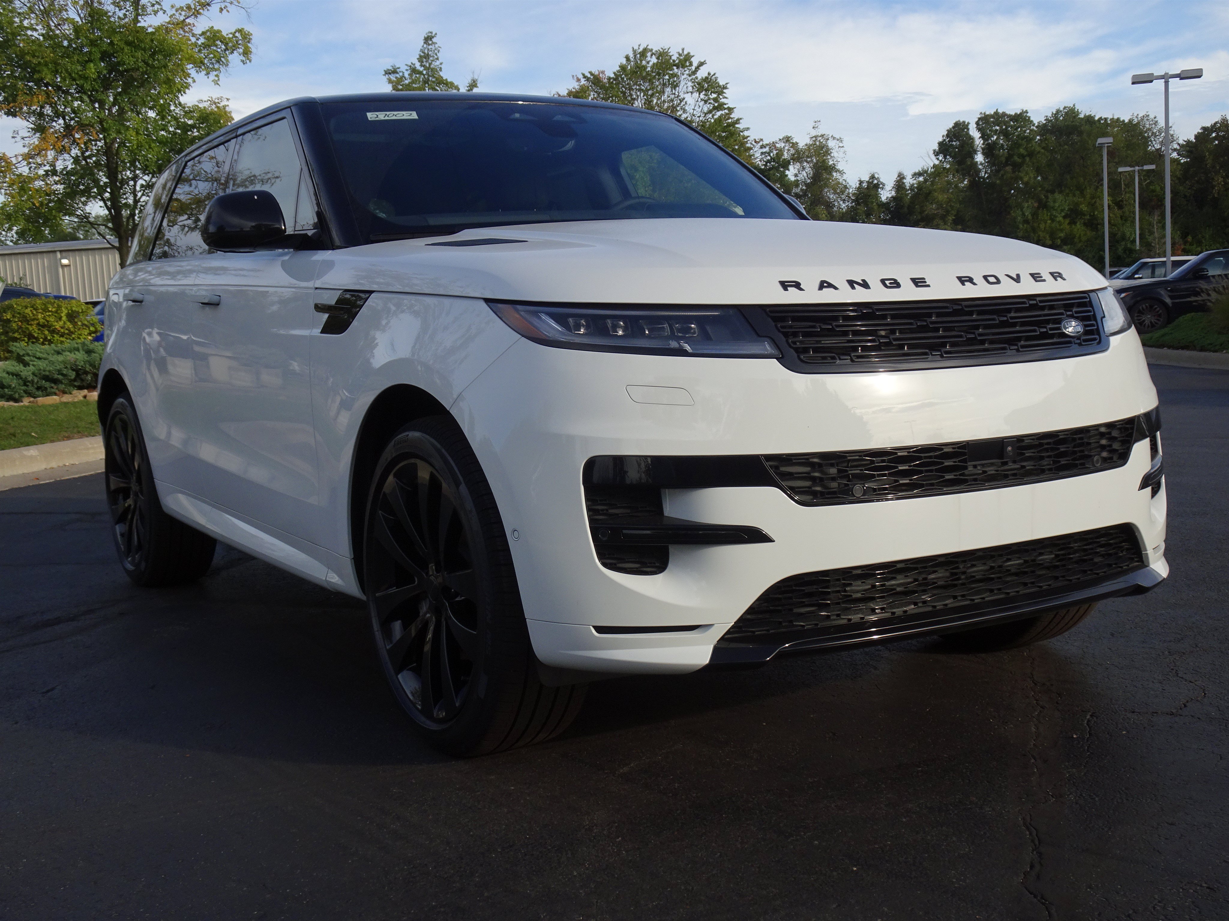 New 2027 Land Rover Range Rover Sport Dynamic SE AWD/4WD image 11