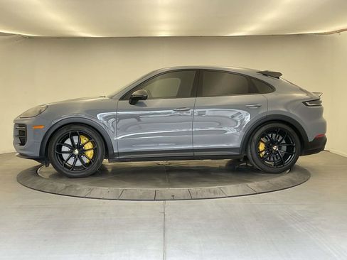 Certified 2024 Porsche Cayenne Turbo GT AWD/4WD image 2