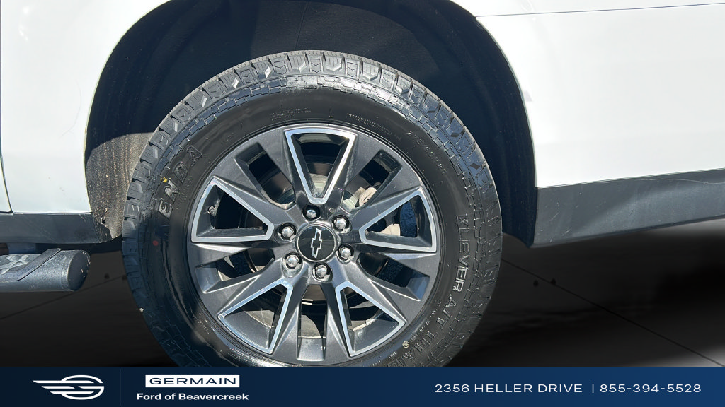 Used 2022 Chevrolet Suburban Z71 AWD/4WD image 15