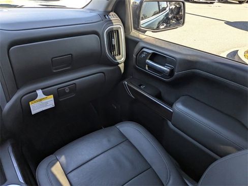 Used 2021 GMC Sierra 1500 SLT w/ SLT Premium Plus Package image 17