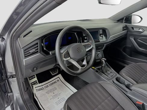 Used 2024 Volkswagen Jetta Sport FWD image 9