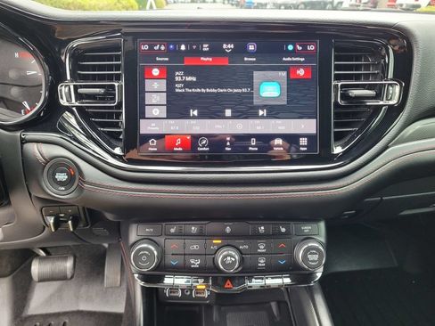 Used 2021 Dodge Durango R/T w/ Blacktop Package AWD/4WD image 11