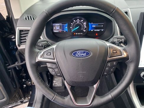 Used 2024 Ford Edge SEL w/ Convenience Package image 10