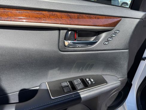 Used 2017 Lexus ES 350 w/ Luxury Package FWD image 14