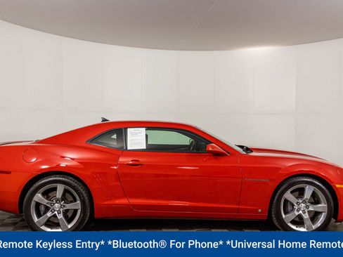 Used 2010 Chevrolet Camaro SS w/ LPO, Ground Effects Package image 13