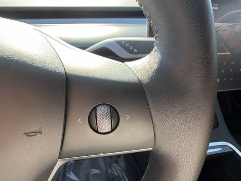 Used 2023 Tesla Model 3 Performance image 28