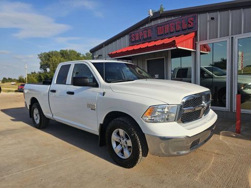 Used 2021 RAM 1500 Tradesman w/ Chrome Plus Package RWD image 5