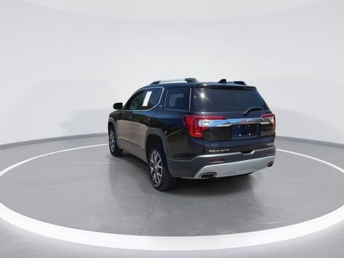 Used 2023 GMC Acadia SLT AWD/4WD image 9