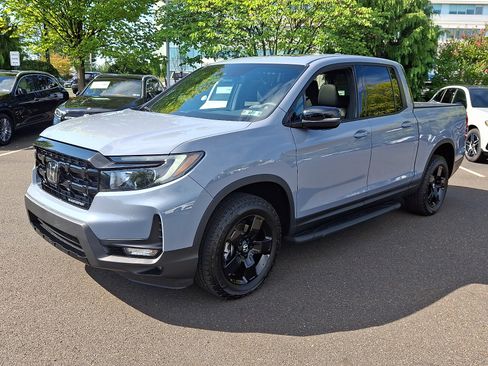Used 2026 Honda Ridgeline Black Edition image 3
