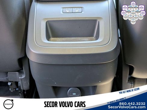 Certified 2023 Volvo XC60 B5 Plus w/ Climate Package AWD/4WD image 16