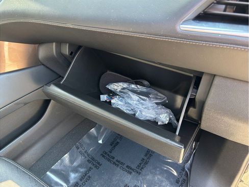 Used 2021 Chevrolet Suburban High Country image 55