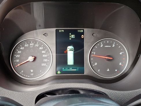 Used 2024 Mercedes-Benz Sprinter 2500 image 18