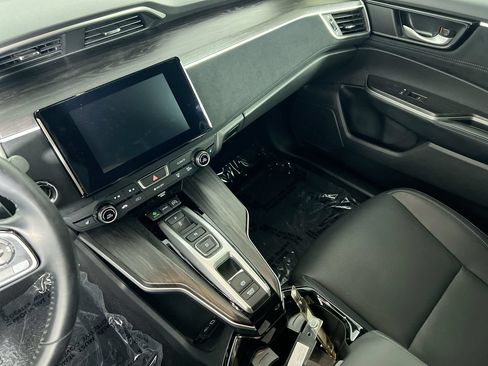 Used 2021 Honda Clarity Touring image 18